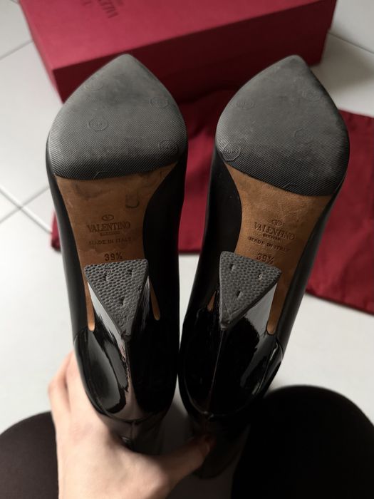 Сапоги Valentino Garavani Runway чорні шкіра/лак 39,5 оригінал