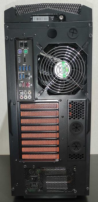 Системный блок (i7-8700k, 32Gb DDR4, 512Gb NVMe)