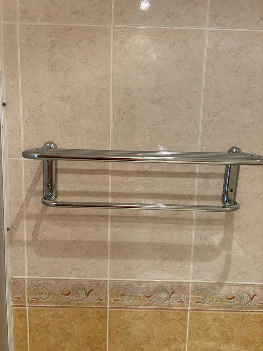 Varios porta toalhas