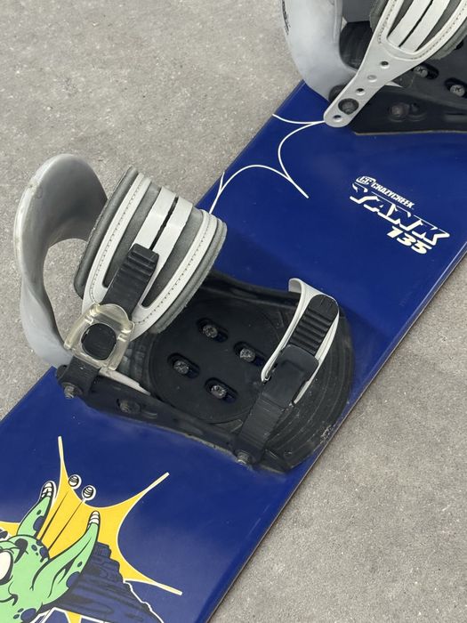 Prancha de snowboard crianca com fixações  – 135 cm