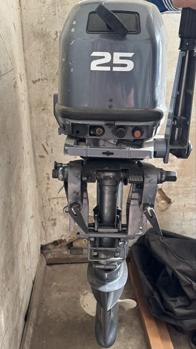 Лодочний мотор YAMAHA 25