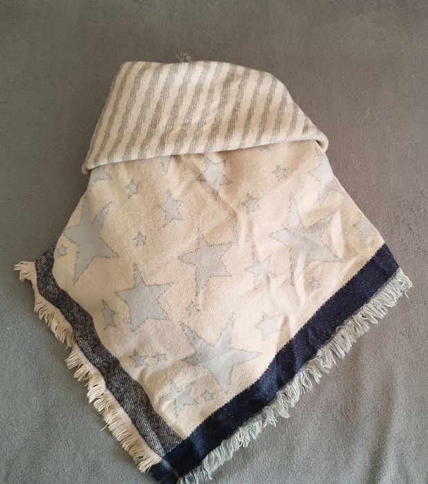 Szalik damski, wielki.