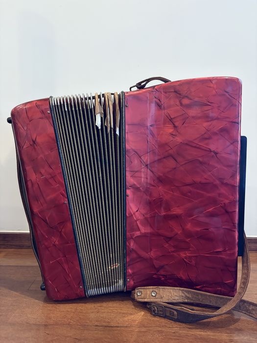 Acordeão Hohner Verdi Ii