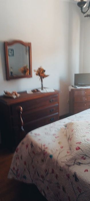 Quarto mobilado-- Alto da Maia -- Águas Santas