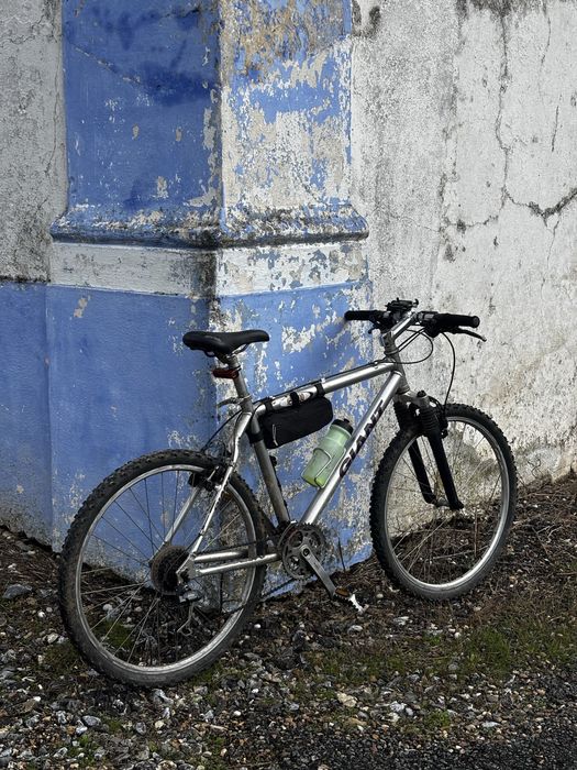 Bicicleta classica de BTT dos 90s - Giant Terrago