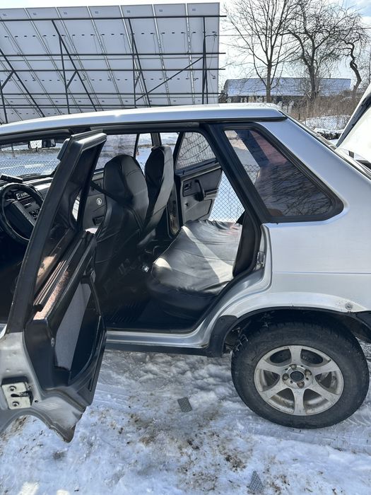 Продам машину ВАЗ 21099