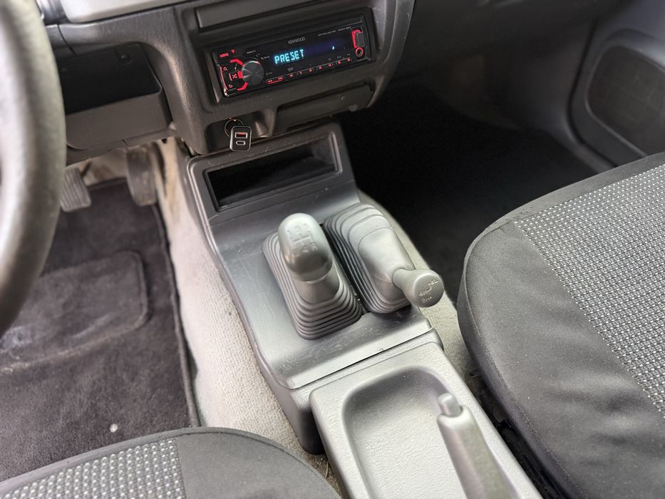 Mitsubishi L200 2.5 4х4 джип пікап