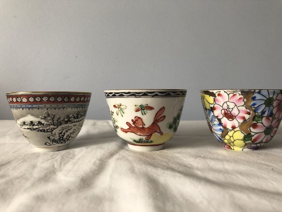Tres tacinhas de porcelana chinesa e macaense
