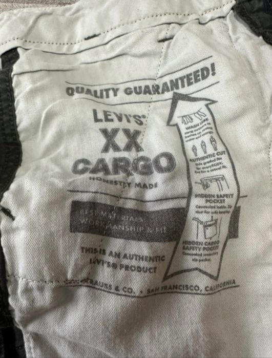 Calças Levi’s Cargo W30 L30