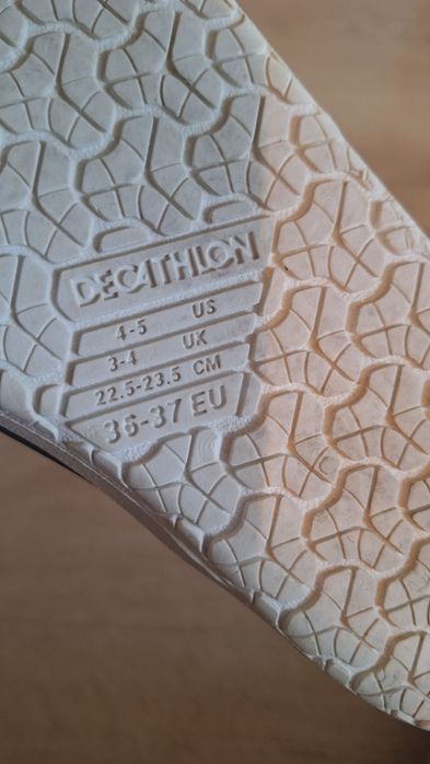 Buty do wody dobrej jakosci 36/37