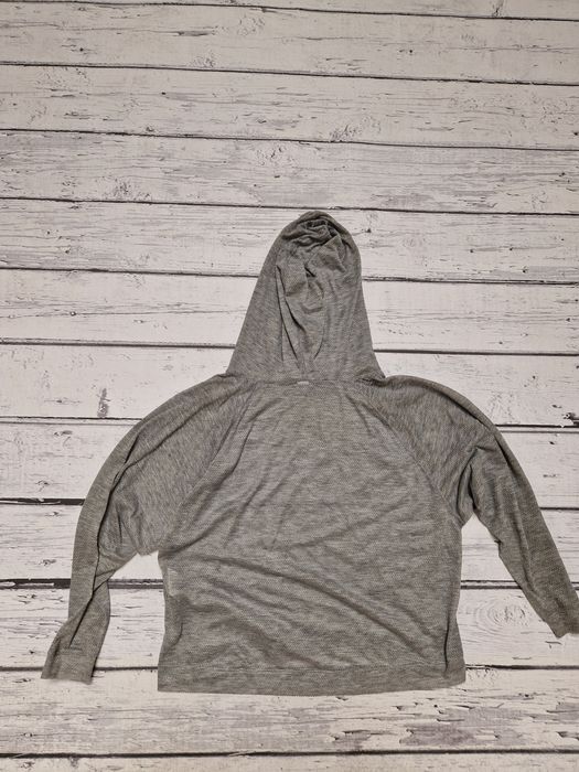 Robert Kupisz bluza kangorka logo