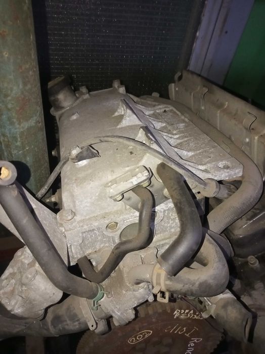 Двигатель мотор на Renault Clio Рено Клио 1.2 107FA730 1996-1998 год