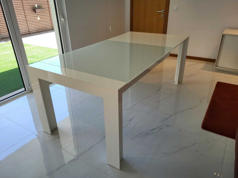 Mesa Jantar Extensível 140 + 60