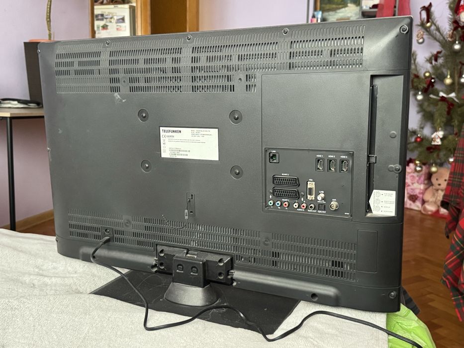 Телевізор Telefunken