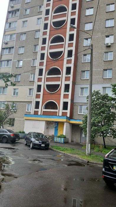 Оренда  1 кім. квартира,  вул. Милославська 25,Троєщина