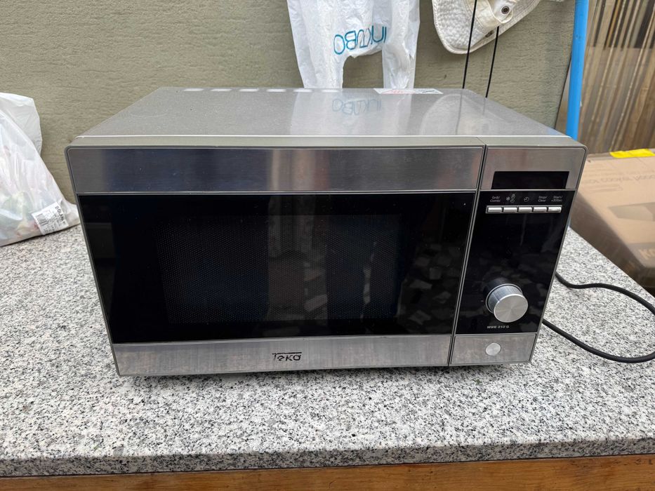 Micro-ondas Teka Inox com Grill (MWE 210 G)