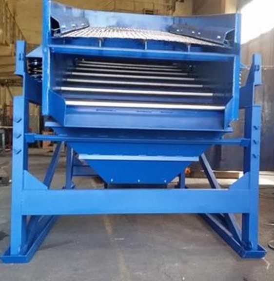 Przesiewacz wibracyjny PWK 1230-2 do żwiru, węgla, ziemi, recyklingu.