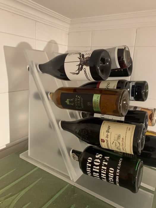 Suporte garrafas para 4 garrafas