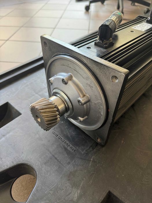Lenze MCA 17N35-SRMP1-Z0F0-ST5F10N-R0SU