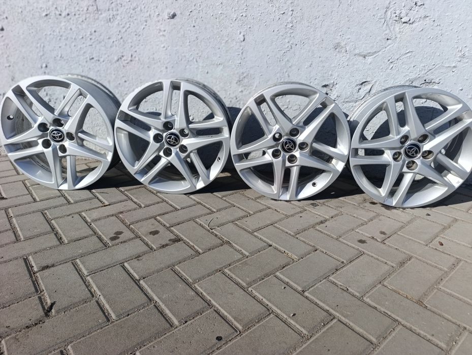 Продам оригінальні диски TOYOTA