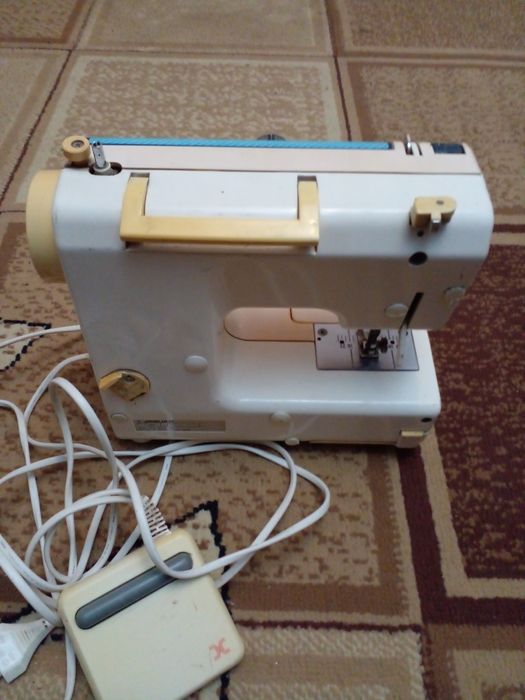 Продам швейную машинку JAGUAR