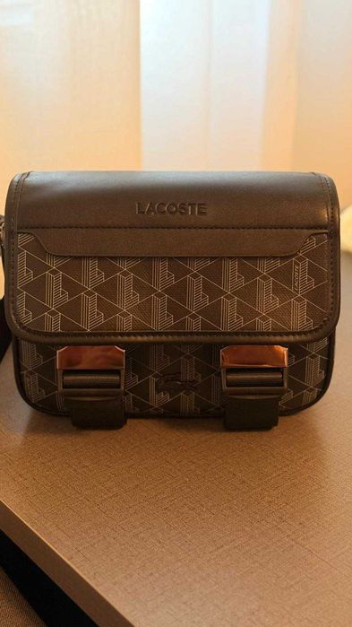 Bolsa Lacoste The Blend Geometric Pattern - Como Nova