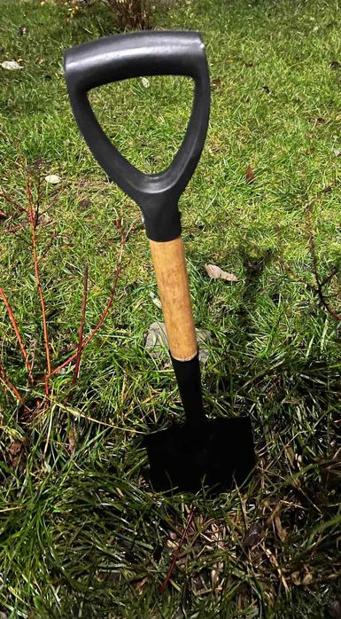 Лопата штикова автомобільна з держаком