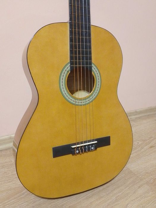 Гитара 6 струн с чехлом