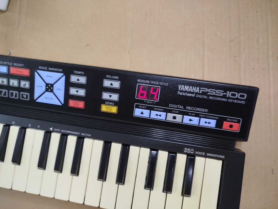 Instrument Klawiszowy Yamaha PortaSound PSS-100