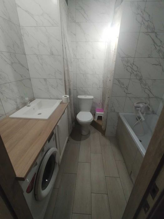 Продається 2к з новим ремонтом.Зручний виїзд на Київ