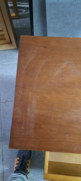 2 Mesas Cabeceira boa qualidade