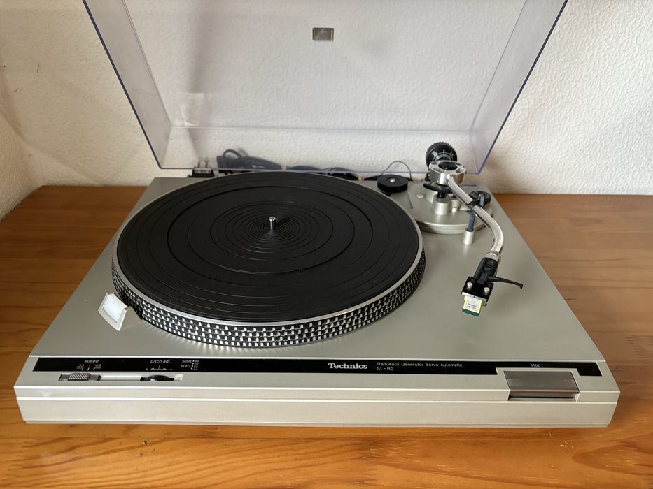 Gira discos Technics SL-B2