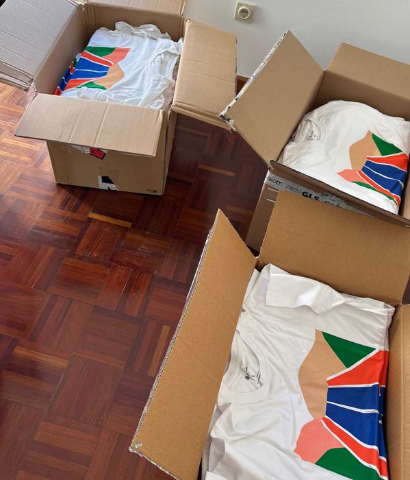 Lote de 2240 T-shirts Novas