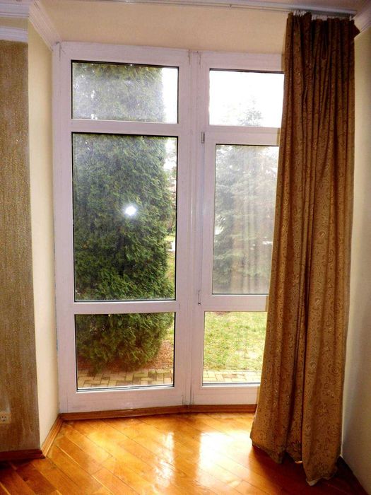 ЖК Чайки  улица Лобановского продам 3х кв. 120м2 метро Житомирская