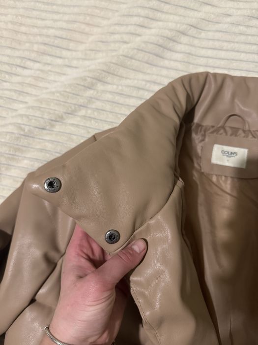 Тепла жіноча куртка