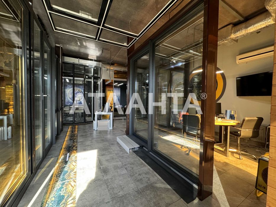 Продам Фасадное помещение с Ремонтом 105м2 ЖК 6 Жемчужина Аркадия