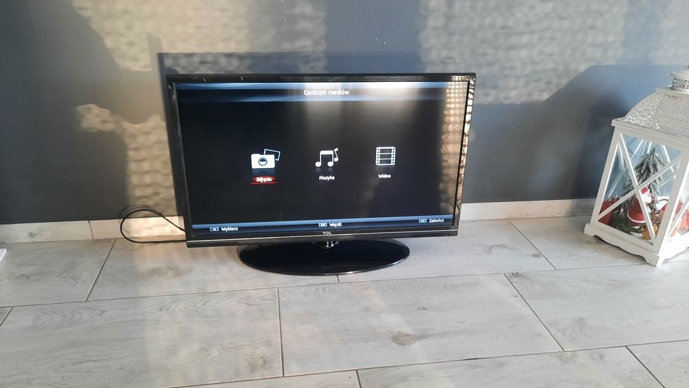 TCL L32E3003 tv 32cale