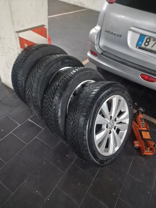 Vendo conjunto jantes 16 vw  com pneus