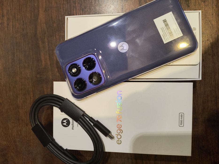 Telefon Motorola edge70 Fusion 12 GB pamięci RAM i 256 GB
