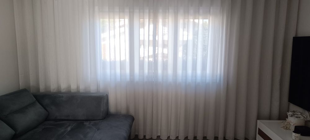 Cortina onda perfeita cinza prateado