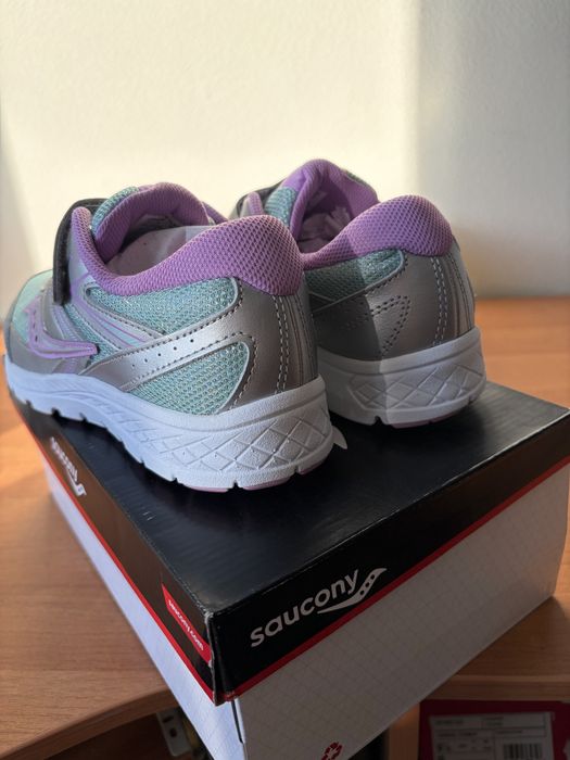 Новые ОРИГИНАЛ оригінал кроссовки кросівки Saucony Cohesion 13