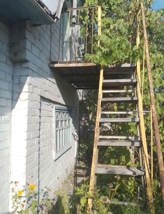 Продам дачу бiля води за Власiвкою,за "Королiвським смаком",дорога Кременчук -Свiтловодськ