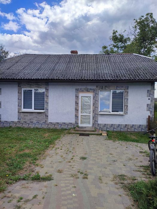 Продається будинок смт. Гніздичів Стрийський р-н.