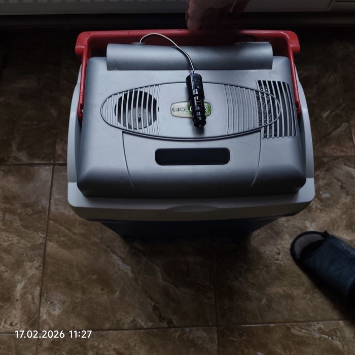 Автомобільний охолоджувач