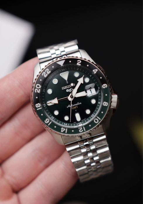 Годинник Seiko 5 Sports Gmt ssk035k1