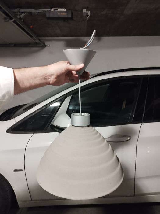 Candeeiro de sala cinza