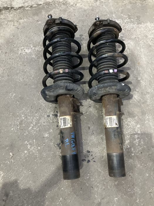 VW Golf V 5 kombi - amortyzator sprężyna przód