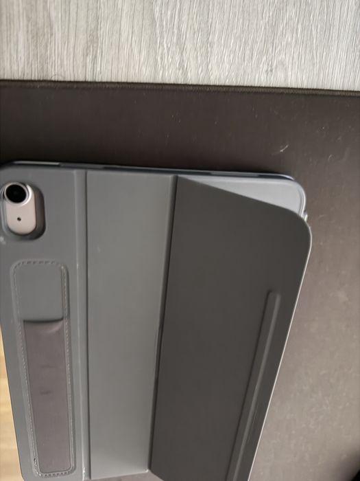 Apple iPad Air 11" with M3  pouco tempp de uso.