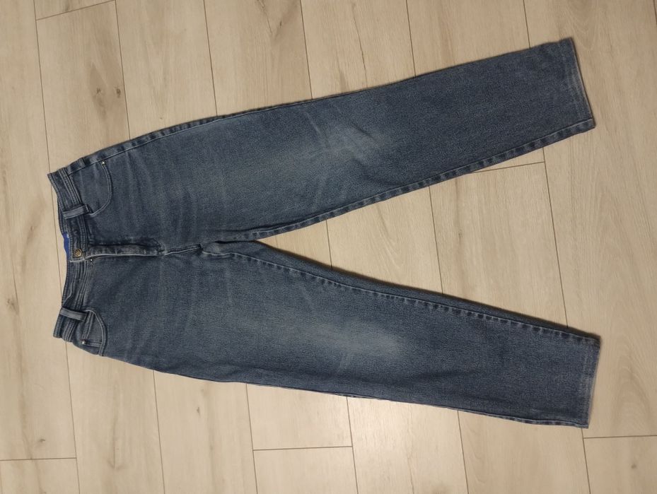 Джинси Petressa 38 (12). Жіночі джинси мом