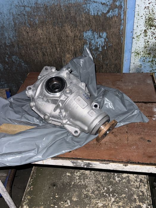 Передній редуктор Bmw X7-G07 / N63B / Оригінал Новий